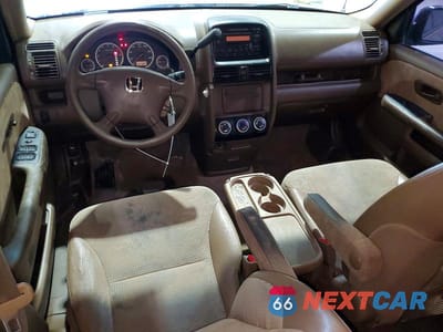 Zdjęcie 8 z 13 samochodu: 2002 HONDA CR-V LX VIN:JHLRD78452C069928 - miniatura