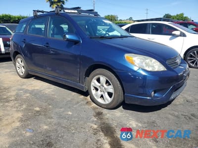 Czwarte zdjęcie samochodu z boku: 2006 TOYOTA COROLLA MATRIX XR VIN:2T1KR30E46C570111 - miniatura