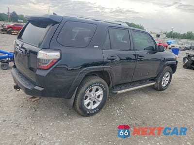Trzecie zdjęcie samochodu z tyłu: 2015 TOYOTA 4RUNNER SR5 PREMIUM VIN:JTEBU5JR4F5217596 - miniatura