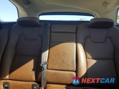 Zdjęcie 10 z 13 samochodu: 2019 VOLVO XC60 T6 VIN:YV4A22RKXK1357534 - miniatura