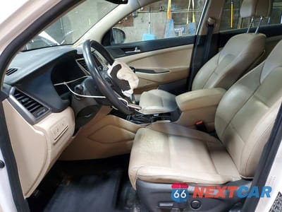 Zdjęcie 7 z 13 samochodu: 2017 HYUNDAI TUCSON SE PLUS VIN:KM8J33A44HU420584 - miniatura