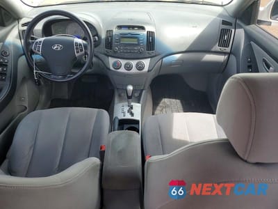 Zdjęcie 8 z 12 samochodu: 2007 HYUNDAI ELANTRA GLS VIN:KMHDU46D87U130260 - miniatura