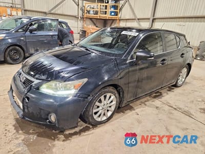 2013 LEXUS CT 200 JTHKD5BH4D2138372 - główne zdjęcie licytacji z USA - miniatura