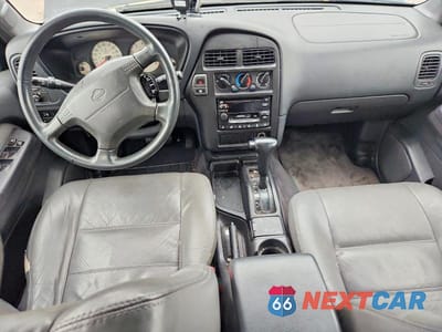 Zdjęcie 8 z 13 samochodu: 2000 NISS PATHFINDER VIN:JN8AR07S4YW415014 - miniatura