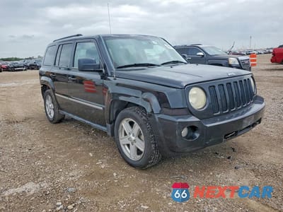 Czwarte zdjęcie samochodu z boku: 2010 JEEP PATRIOT SPORT VIN:1J4NT1GA7AD621211 - miniatura