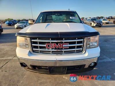 Piąte zdjęcie samochodu w środku: 2008 GMC SIERRA C1500 VIN:3GTEC13J58G257704 - miniatura