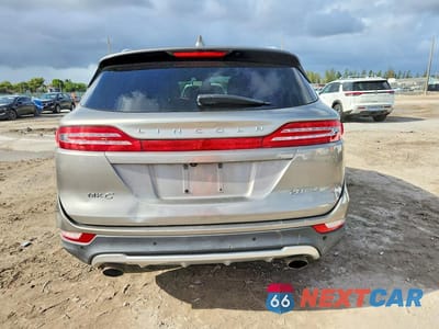 Zdjęcie 6 z 13 samochodu: 2017 LINCOLN MKC PREMIERE VIN:5LMCJ1D93HUL68372 - miniatura