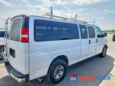 Trzecie zdjęcie samochodu z tyłu: 2017 CHEVROLET EXPRESS G3500 LT VIN:1GAZGPFG8H1179029 - miniatura