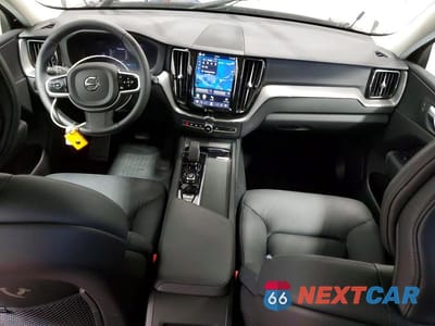 Zdjęcie 8 z 14 samochodu: 2025 VOLVO XC60 PLUS VIN:YV4M12RC7S1221306 - miniatura