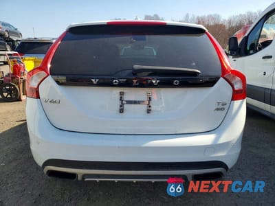 Zdjęcie 6 z 13 samochodu: 2015 VOLVO V60 CROSS COUNTRY PREMIER VIN:YV4612HK1F1000646 - miniatura