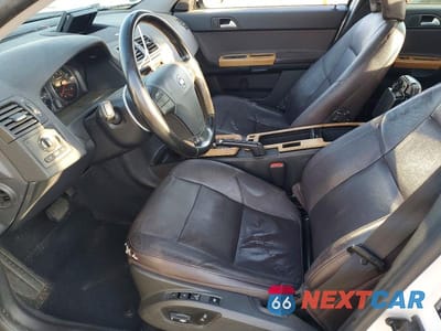 Zdjęcie 7 z 12 samochodu: 2011 VOLVO S40 T5 VIN:YV1672MS4B2544919 - miniatura