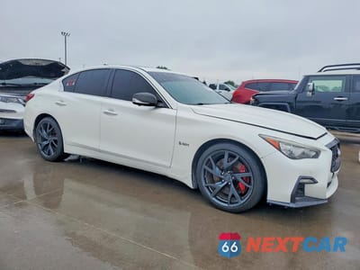 Czwarte zdjęcie samochodu z boku: 2018 INFINITI Q50 RED SPORT 400 VIN:JN1FV7AR7JM480424 - miniatura