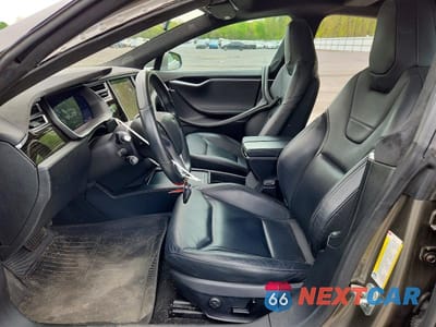 Zdjęcie 7 z 13 samochodu: 2016 TESLA MODEL S VIN:5YJSA1E1XGF159181 - miniatura