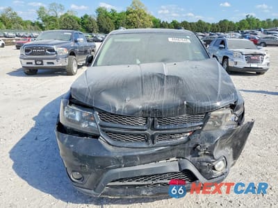 Piąte zdjęcie samochodu w środku: 2019 DODGE JOURNEY SE VIN:3C4PDCBG1KT750768 - miniatura