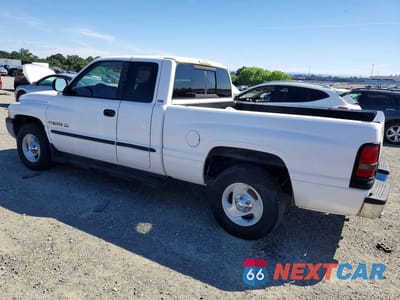 Drugie zdjęcie samochodu z przodu: 2000 DODGE RAM 1500 VIN:3B7HC13Z8YM203365 - miniatura