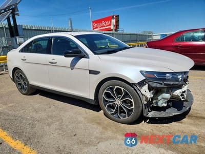 Czwarte zdjęcie samochodu z boku: 2019 FORD TAURUS SHO VIN:1FAHP2KT3KG116441 - miniatura
