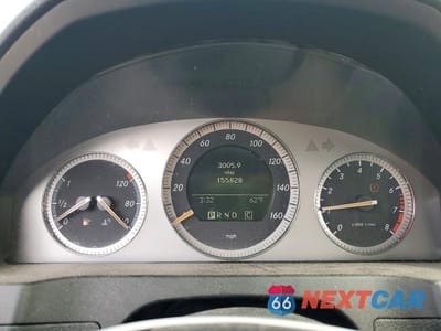 Zdjęcie 9 z 13 samochodu: 2008 MERCEDES-BENZ C 300 4MATIC VIN:WDDGF81X18F172205 - miniatura