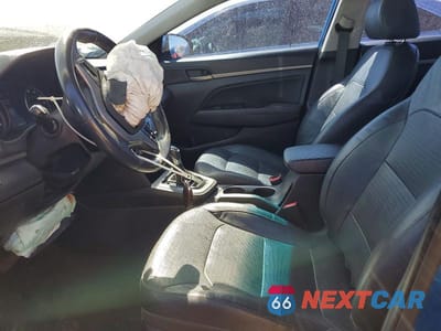 Zdjęcie 7 z 12 samochodu: 2017 HYUNDAI ELANTRA LIMITED VIN:KMHD84LF0HU264546 - miniatura