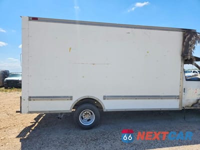 Zdjęcie 10 z 11 samochodu: 1994 FORD E350 BOX TRUCK VIN:1FDKE37G6RHA55187 - miniatura