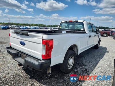 Trzecie zdjęcie samochodu z tyłu: 2018 FORD F250 SUPER DUTY VIN:1FT7W2A69JEC09964 - miniatura