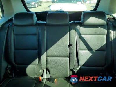 Zdjęcie 10 z 13 samochodu: 2011 VOLKSWAGEN TIGUAN S VIN:WVGAV7AX2BW504233 - miniatura