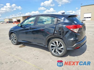 Drugie zdjęcie samochodu z przodu: 2020 HONDA HR-V SPORT VIN:3CZRU6H1XLM715455 - miniatura