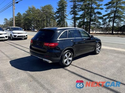 Trzecie zdjęcie samochodu z tyłu: 2017 MERCEDES-BENZ GLC 300 VIN:WDC0G4JB3HF191709 - miniatura