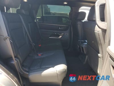 Zdjęcie 11 z 14 samochodu: 2025 TOYOTA SEQUOIA LIMITED VIN:7SVAAABA3SX048427 - miniatura