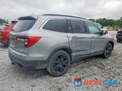 Trzecie zdjęcie samochodu z tyłu: 2021 HONDA PILOT SE VIN:5FNYF5H24MB010879 - miniatura