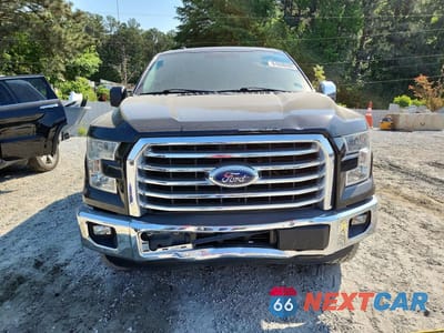 Piąte zdjęcie samochodu w środku: 2016 FORD F150 SUPERCREW VIN:1FTEW1CP1GKD03452 - miniatura