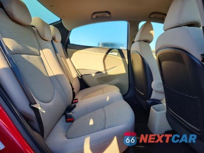 Zdjęcie 10 z 12 samochodu: 2017 HYUNDAI ACCENT SE VIN:KMHCT4AE4HU346610 - miniatura