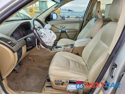 Zdjęcie 7 z 13 samochodu: 2010 VOLVO XC90 3.2 VIN:YV4982CY8A1537348 - miniatura