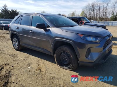 Czwarte zdjęcie samochodu z boku: 2021 TOYOTA RAV4 LE VIN:2T3F1RFV4MC205399 - miniatura