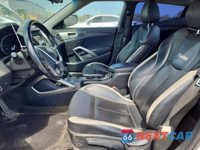 Zdjęcie 7 z 12 samochodu: 2015 HYUNDAI VELOSTER TURBO VIN:KMHTC6AE0FU233245 - miniatura