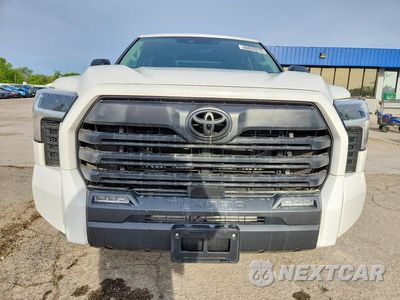 Piąte zdjęcie samochodu w środku: 2023 TOYOTA TUNDRA SR5 VIN:5TFLA5DB8PX116504 - miniatura