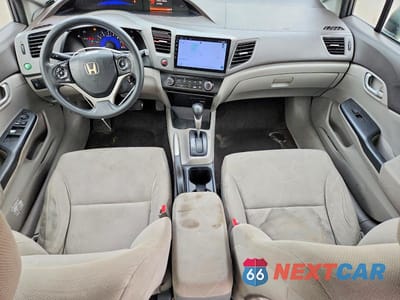 Zdjęcie 8 z 13 samochodu: 2012 HONDA CIVIC LX VIN:19XFB2F53CE310514 - miniatura