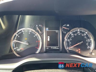 Zdjęcie 9 z 12 samochodu: 2020 TOYOTA 4RUNNER TRD OFF-ROAD PREMIUM VIN:JTEBU5JR7L5822885 - miniatura