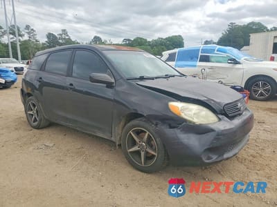 Czwarte zdjęcie samochodu z boku: 2005 TOYOTA COROLLA MATRIX XR VIN:2T1KR32E95C318897 - miniatura