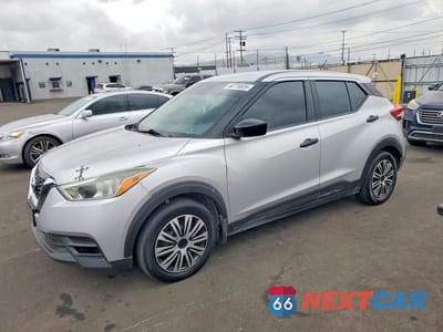 2020 NISSAN KICKS S 3N1CP5BV4LL509422 - główne zdjęcie licytacji z USA - miniatura