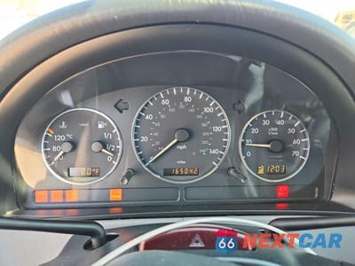Zdjęcie 9 z 13 samochodu: 2005 MERCEDES-BENZ ML 500 VIN:4JGAB75E75A559683 - miniatura