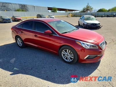 Czwarte zdjęcie samochodu z boku: 2016 HYUNDAI SONATA SE VIN:5NPE24AF1GH331497 - miniatura