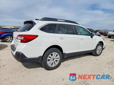 Trzecie zdjęcie samochodu z tyłu: 2018 SUBARU OUTBACK 2.5I PREMIUM VIN:4S4BSAFCXJ3293069 - miniatura