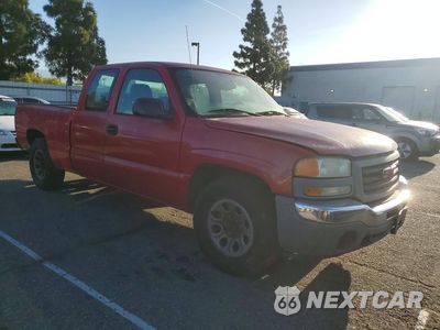 Czwarte zdjęcie samochodu z boku: 2005 GMC SIERRA 1500 VIN:1GTEC19X05Z133671 - miniatura