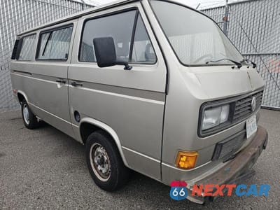 Piąte zdjęcie samochodu w środku: 1990 VOLKSWAGEN VANAGON BUS VIN:WV2YB0253LH036942 - miniatura