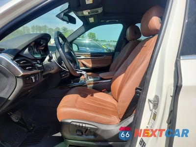 Zdjęcie 7 z 14 samochodu: 2018 BMW X5 XDRIVE35I VIN:5UXKR0C52JL076730 - miniatura