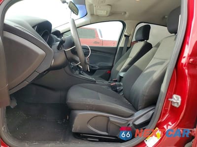 Zdjęcie 7 z 13 samochodu: 2016 FORD FOCUS SE VIN:1FADP3K27GL250377 - miniatura