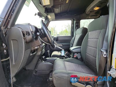 Zdjęcie 7 z 12 samochodu: 2011 JEEP WRANGLER UNLIMITED SPORT VIN:1J4BA3H10BL585226 - miniatura