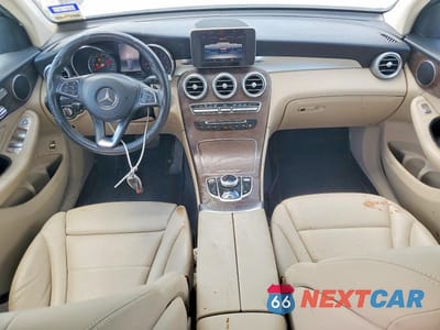 Zdjęcie 8 z 13 samochodu: 2018 MERCEDES-BENZ GLC 300 4MATIC VIN:WDC0G4KB2JV111567 - miniatura