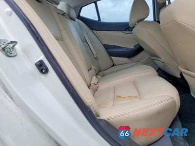 Zdjęcie 10 z 12 samochodu: 2017 NISSAN MAXIMA 3.5 SL VIN:1N4AA6AP4HC450850 - miniatura