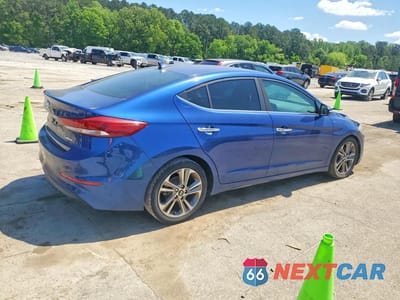 Trzecie zdjęcie samochodu z tyłu: 2017 HYUNDAI ELANTRA LIMITED VIN:5NPD84LF4HH010997 - miniatura